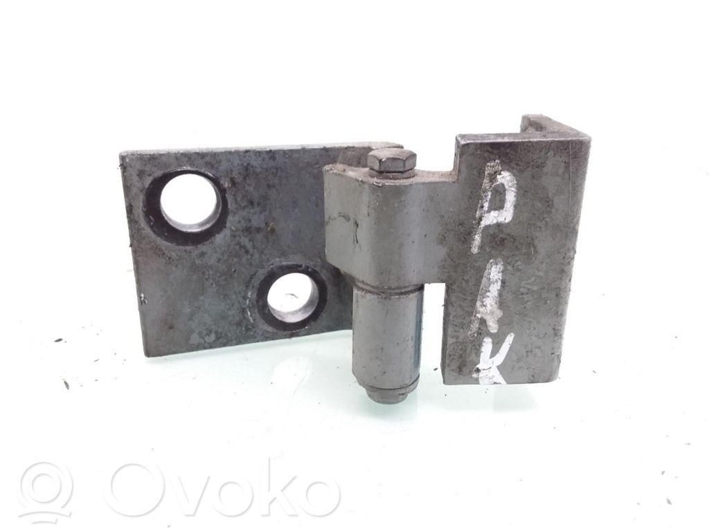 BMW X5 E53 Front door lower hinge 