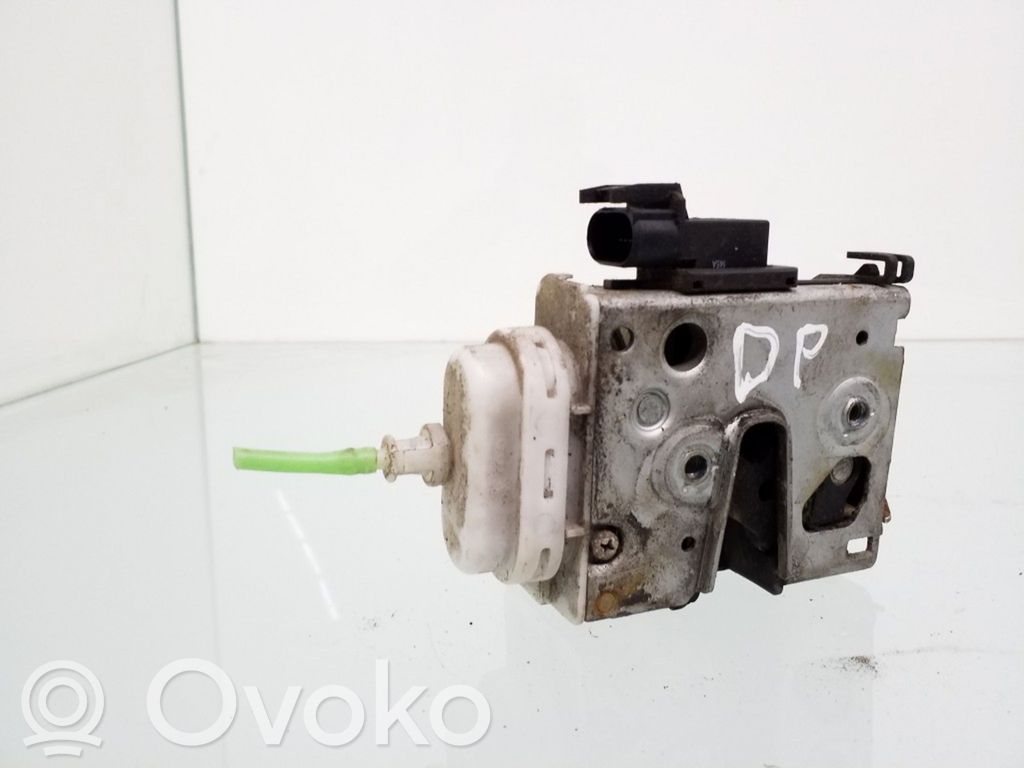 Etuoven lukko   4D1837016A