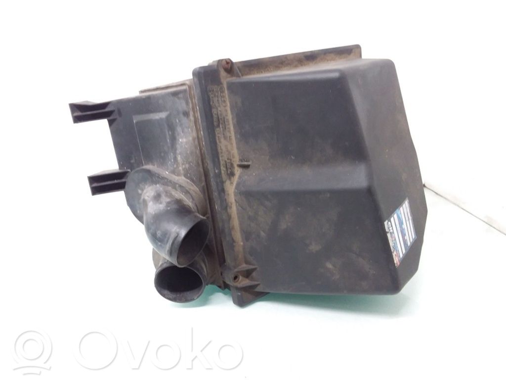 Audi A8 S8 D2 4D Obudowa filtra powietrza 