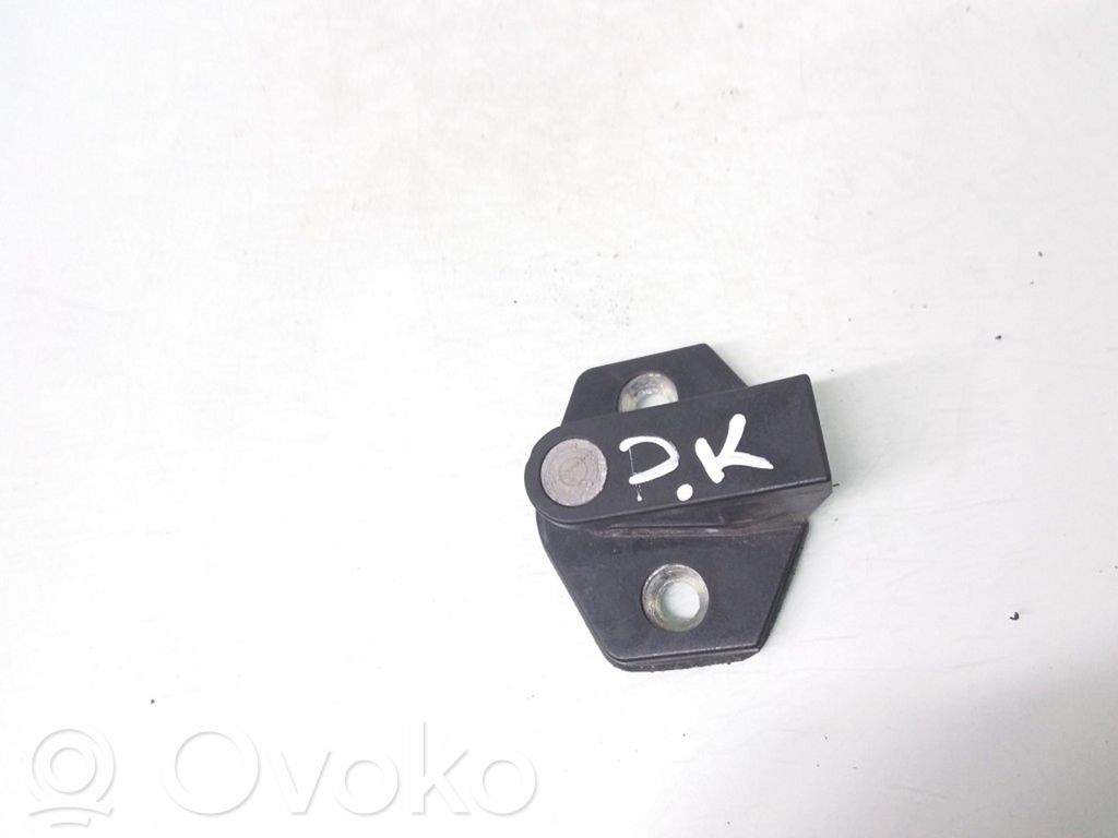 Front door lock loop/hook striker   8150084