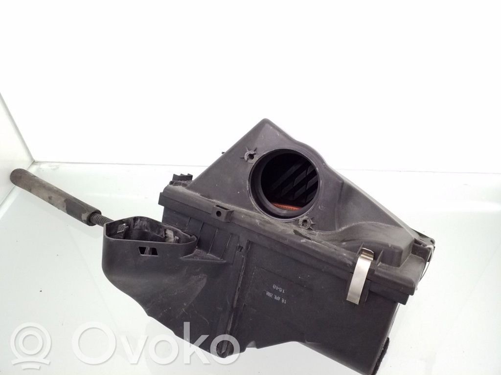 BMW 3 E90 E91 Air filter box 