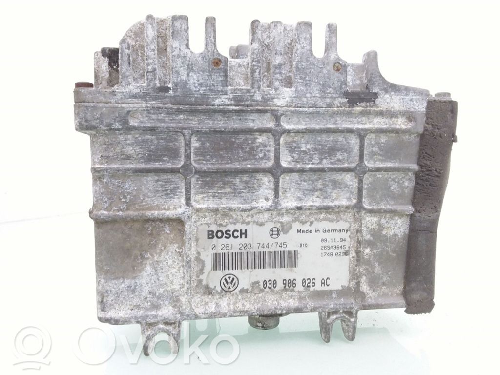 Volkswagen Polo III 6N 6N2 6NF Engine control unit/module 