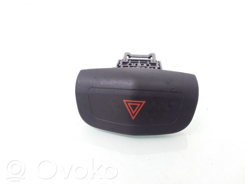 Nissan Primera Hazard light switch 