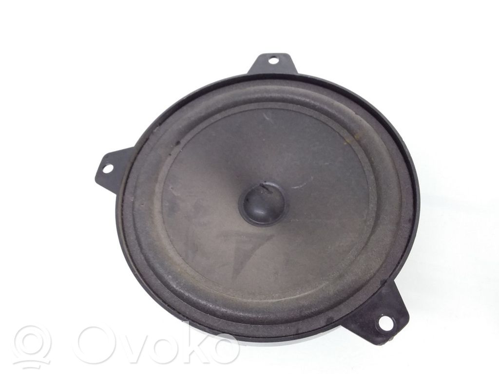 BMW 3 E46 Front door speaker 