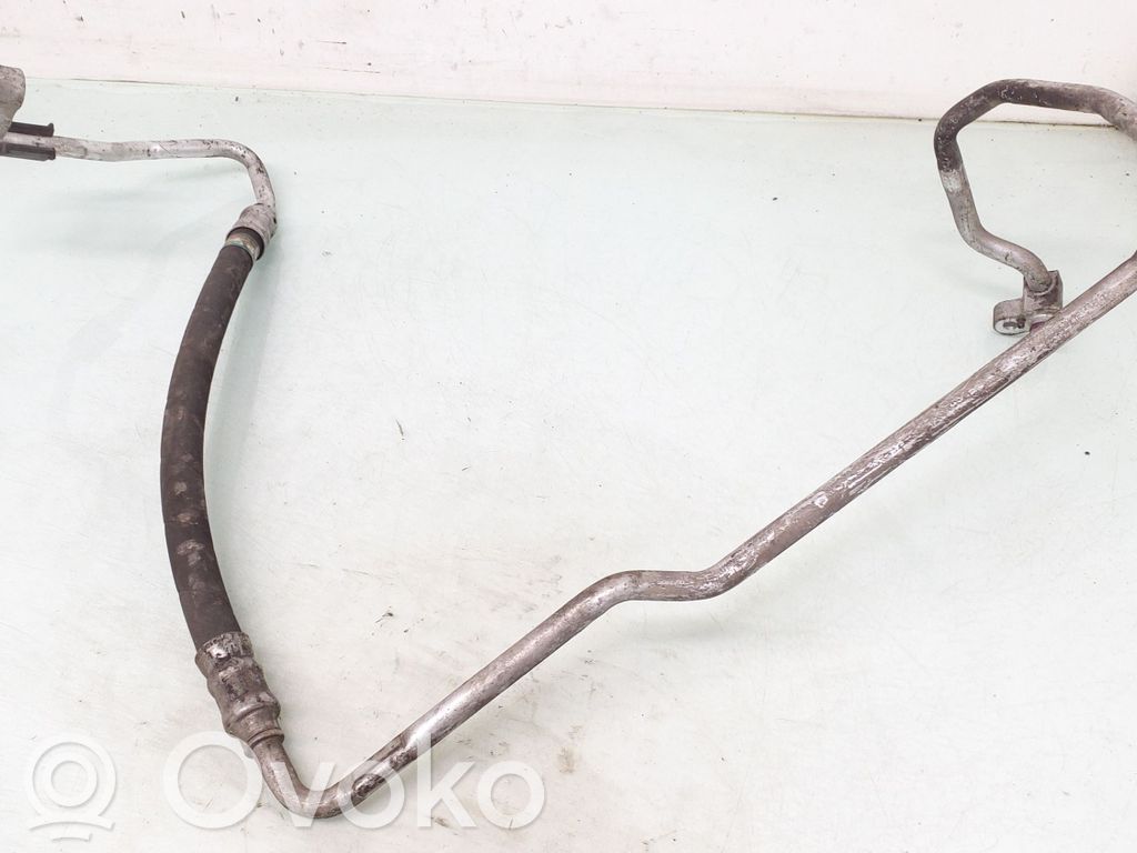 BMW 1 E81 E87 Air conditioning (A/C) pipe/hose 