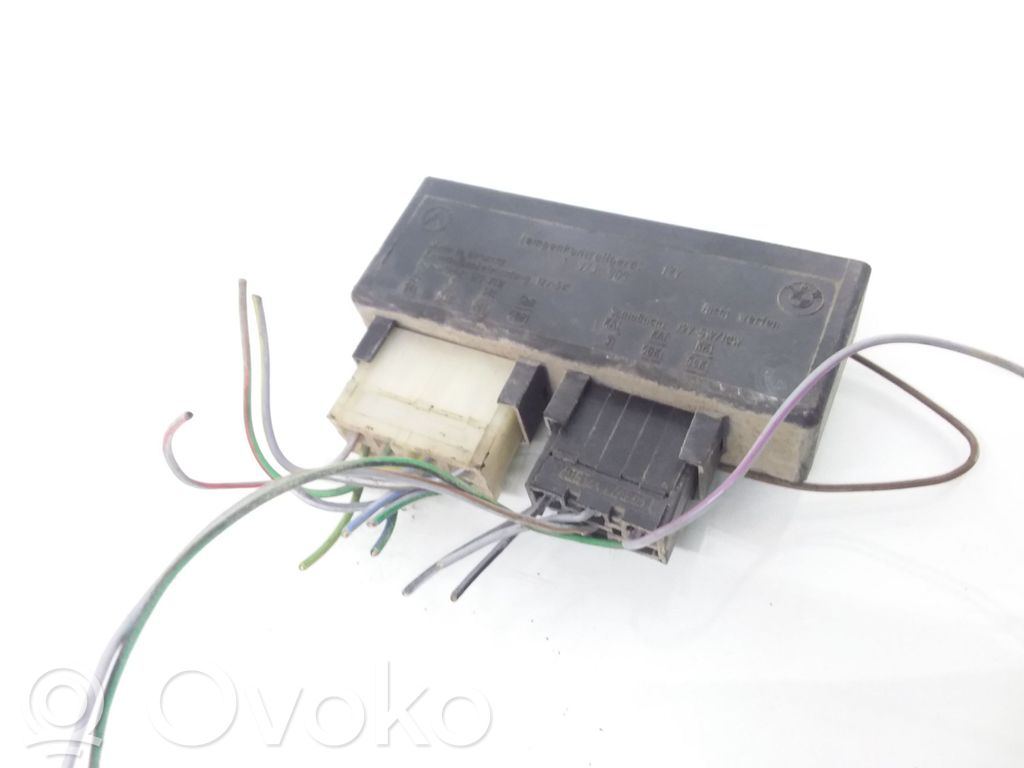 BMW 3 E30 Light module LCM 