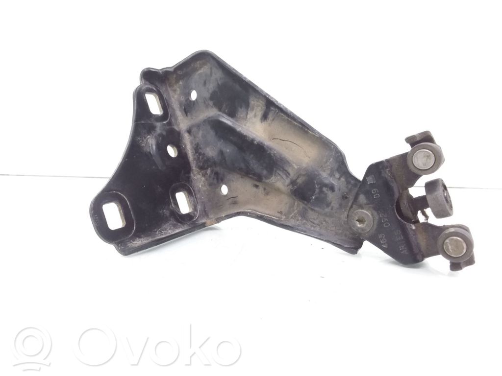Opel Combo C Sliding door lower roller guide/hinge 