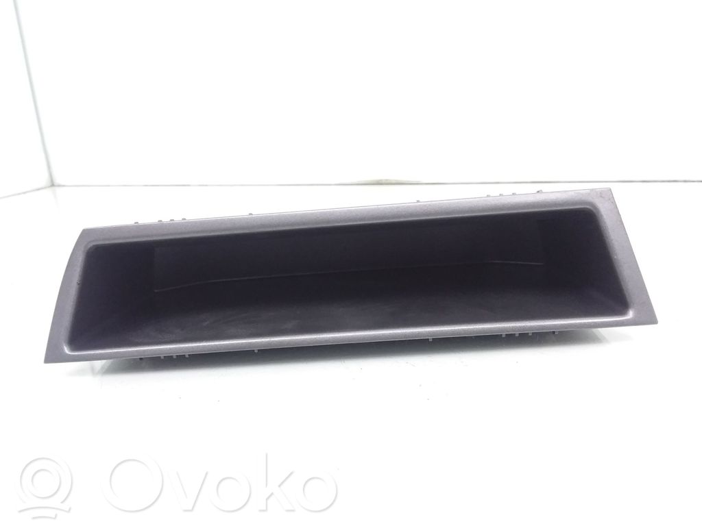 Opel Vectra C Compartimiento/consola central del panel 