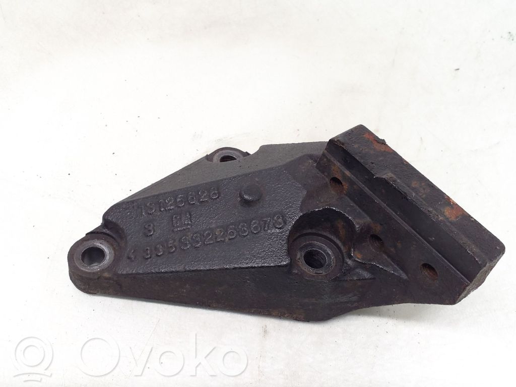 Opel Astra H Engine mounting bracket 