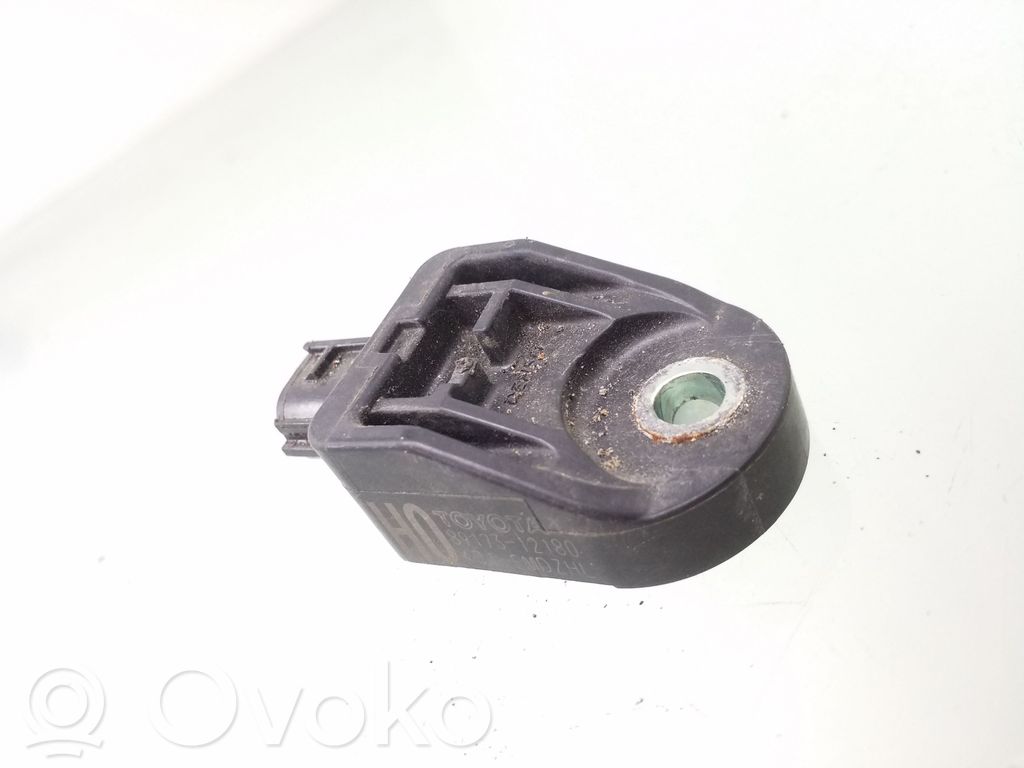 Toyota RAV 4 (XA40) Airbag deployment crash/impact sensor 
