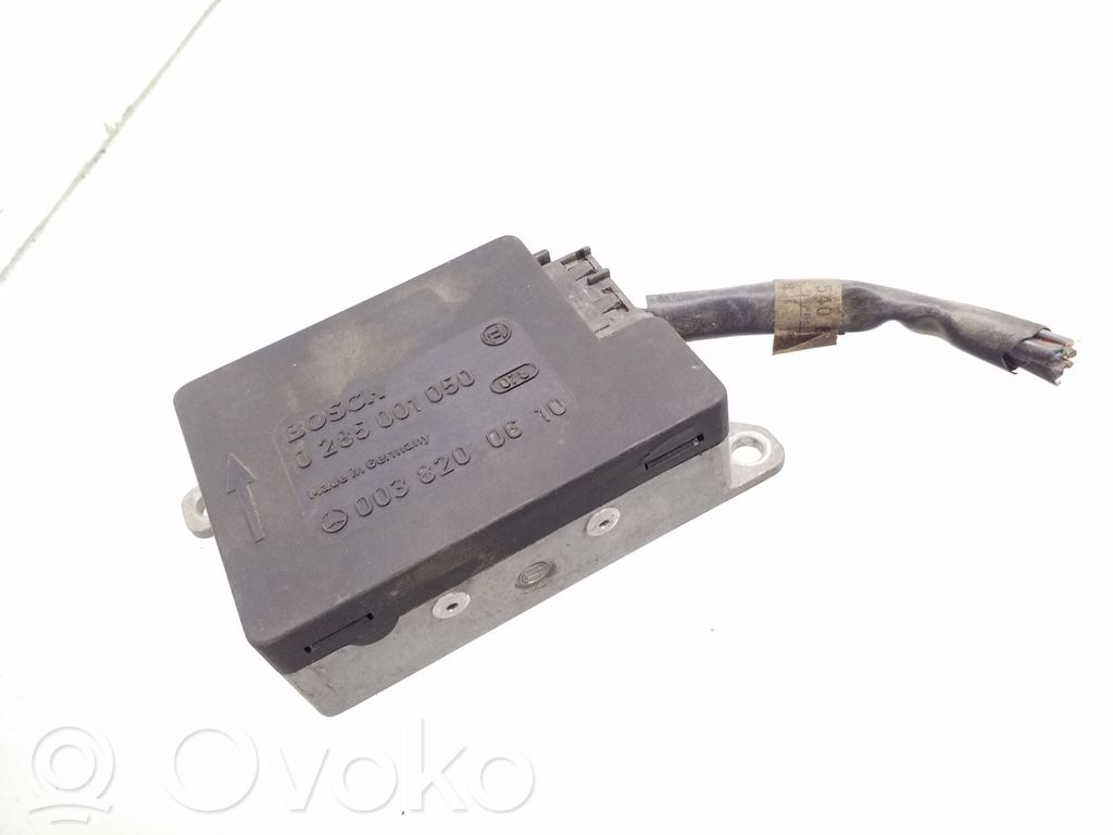 Mercedes-Benz E W124 Airbagsensor Crashsensor Drucksensor 