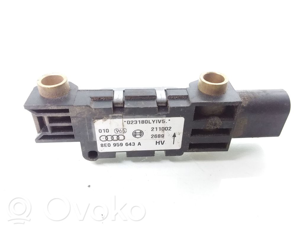 Audi A6 S6 C5 4B Sensore d’urto/d'impatto apertura airbag 