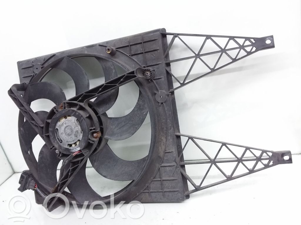 Skoda Roomster (5J) Ventilatore di raffreddamento elettrico del radiatore