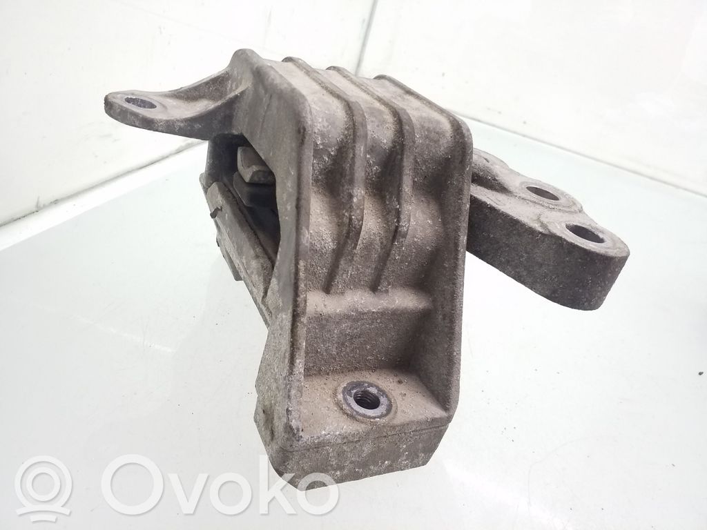 Opel Signum Engine mount bracket 