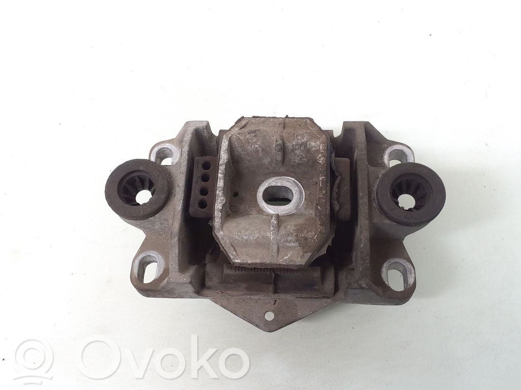 Ford Mondeo Mk III Gearbox mount 