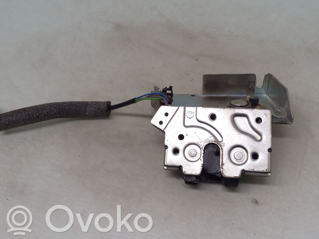 Ford Mondeo Mk III Serrure de loquet coffre