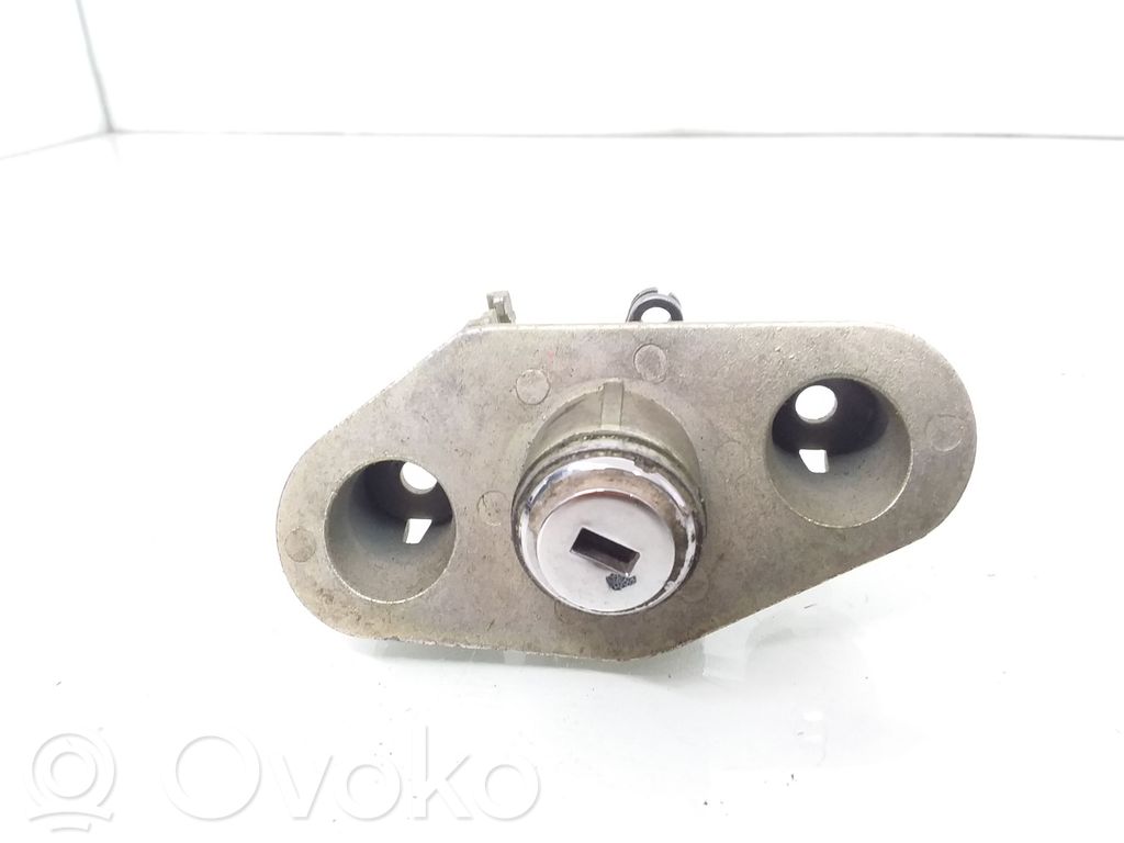 Volvo S80 Tailgate/trunk/boot lock/catch/latch 