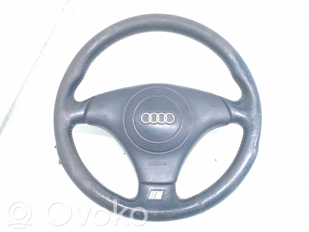 Audi A4 S4 B5 8D Ohjauspyörä 