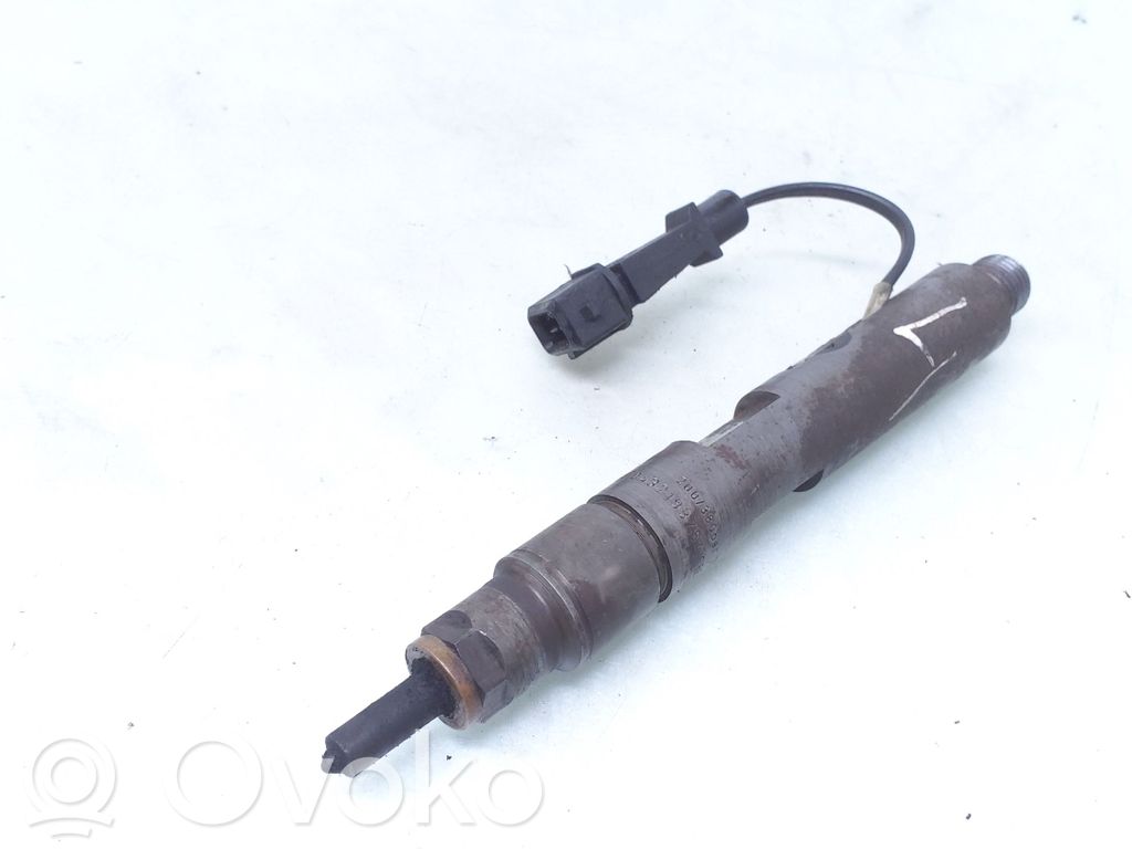 Volvo S40, V40 Inyector de combustible 
