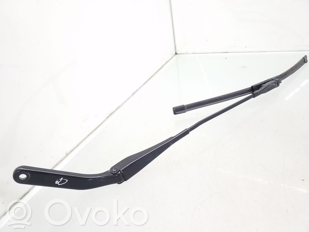 BMW 1 E81 E87 Wischerarm vorne 