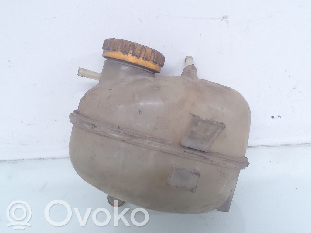 Opel Combo C Aušinimo skysčio išsiplėtimo bakelis 
