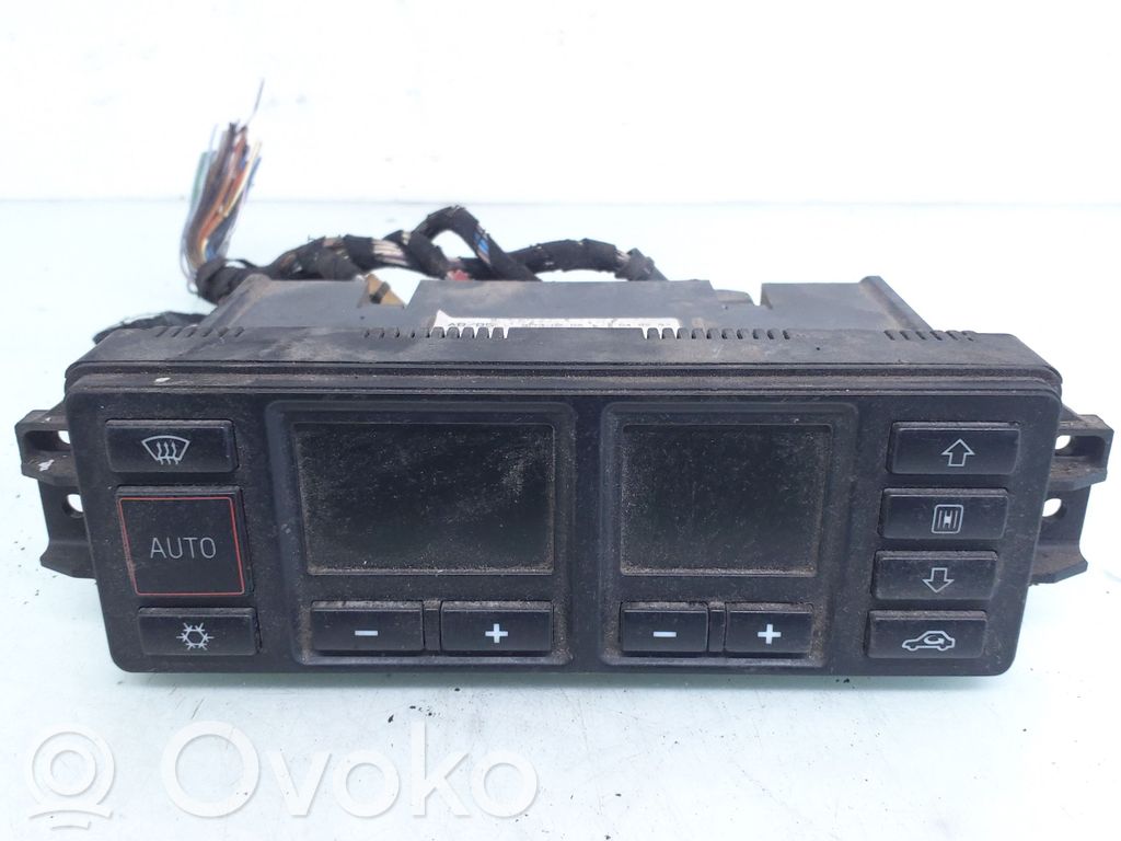 Audi A4 S4 B5 8D Climate control unit 