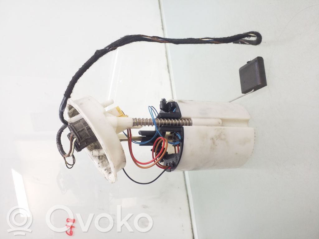 BMW 1 E81 E87 Bomba interna de combustible 