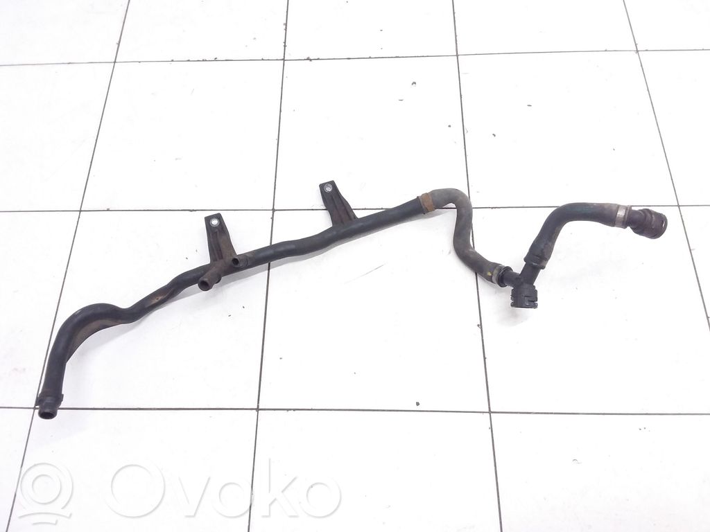 BMW 1 E81 E87 Caurulīte (-es) / šļūtene (-es) 