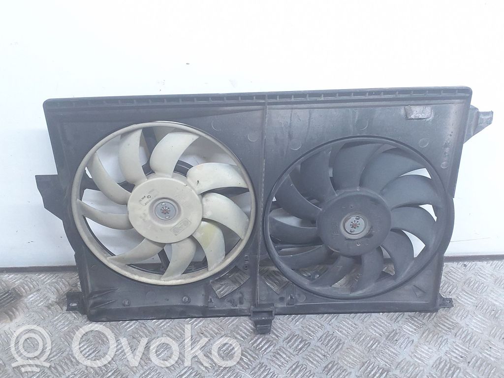 Opel Vectra C Elektrinis radiatorių ventiliatorius 