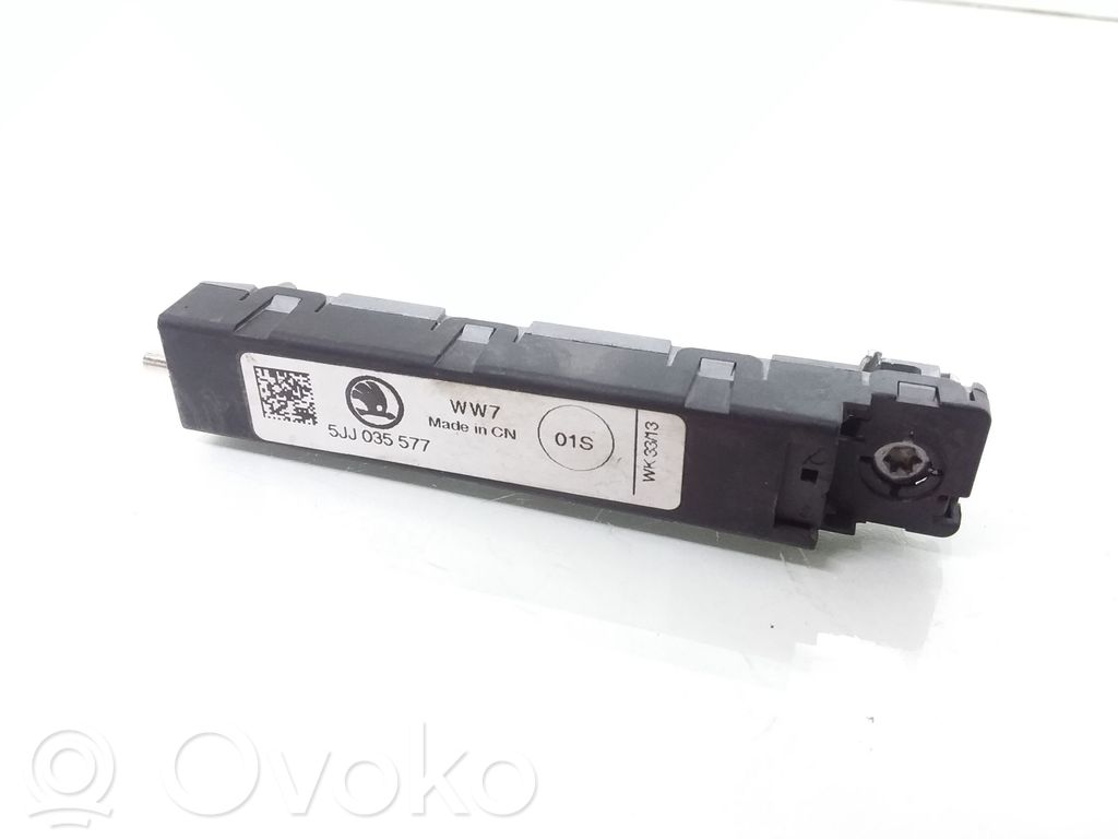 Skoda Rapid (NH) Antenos stiprintuvas 