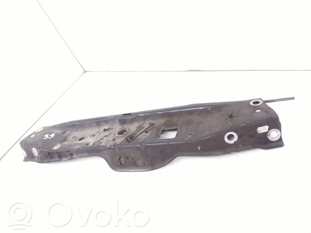 Opel Astra H Panel mocowania chłodnicy / góra 