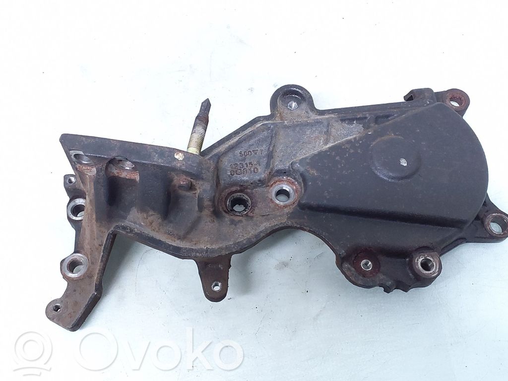 Toyota Avensis T250 Engine mounting bracket 
