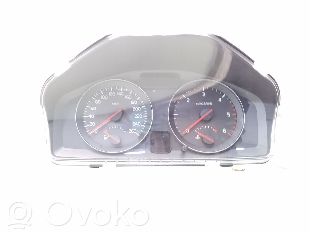 Volvo V50 Speedometer (instrument cluster) 
