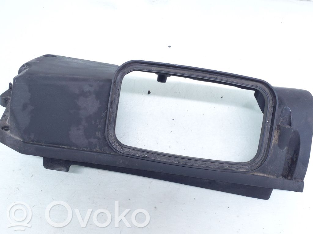 BMW X3 E83 Ilmansuodattimen kotelon kansi 