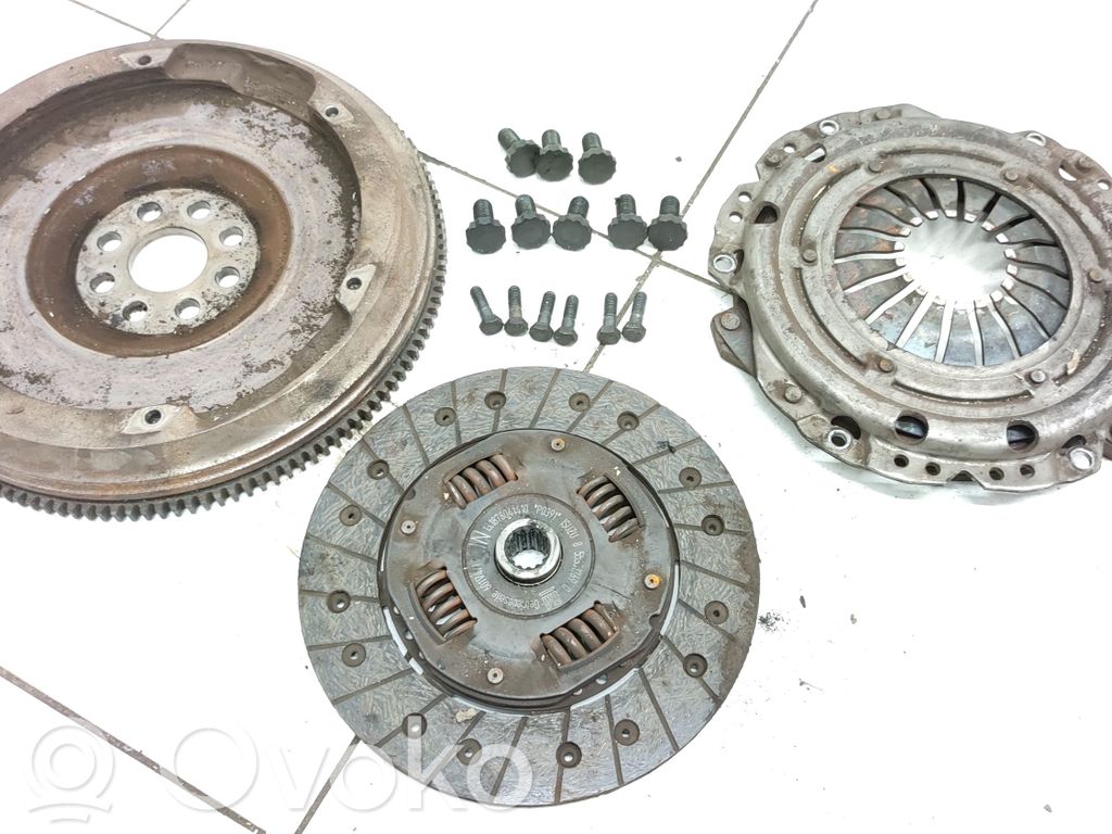 Opel Astra G Sankabos komplektas 