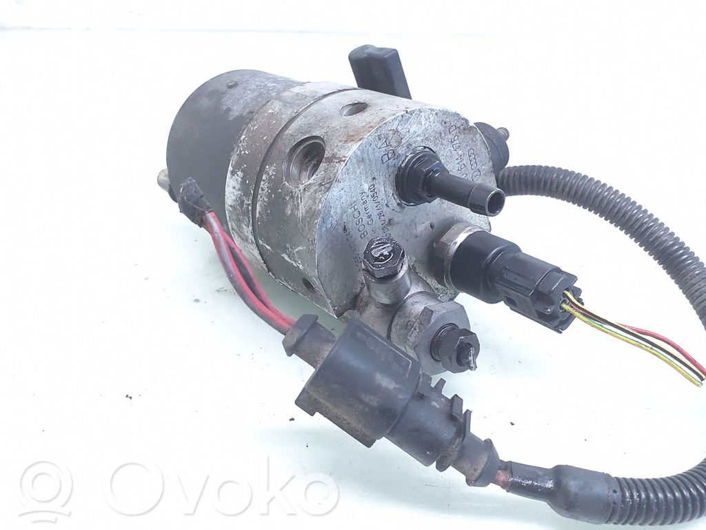 Volkswagen PASSAT B5 Bomba de vacío 