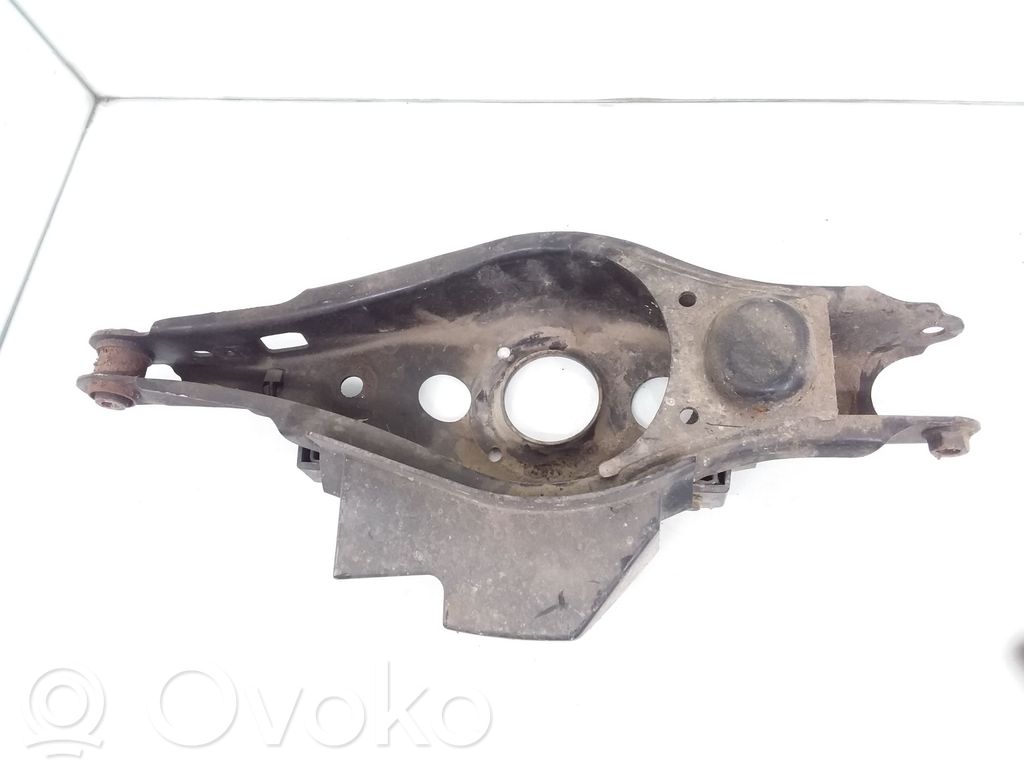 Toyota RAV 4 (XA40) Basculă superioară spate 