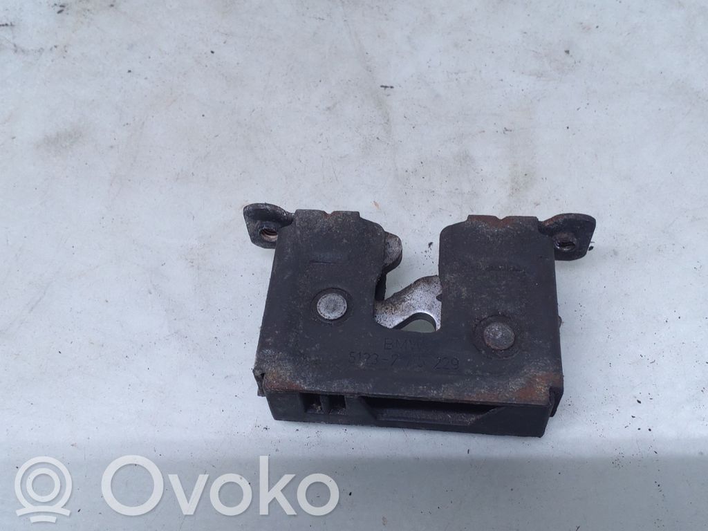 BMW 5 E60 E61 Chiusura/serratura vano motore/cofano 