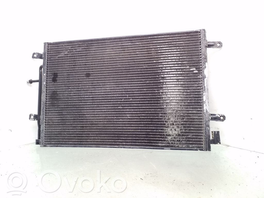 Audi A4 S4 B7 8E 8H Skraplacz / Chłodnica klimatyzacji 