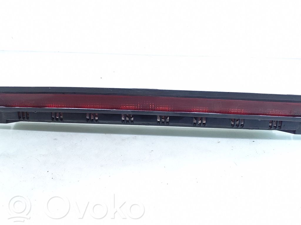 Volkswagen PASSAT B5 Lampă frână centrală 
