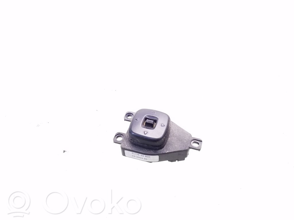 Mazda 3 I Wing mirror switch 