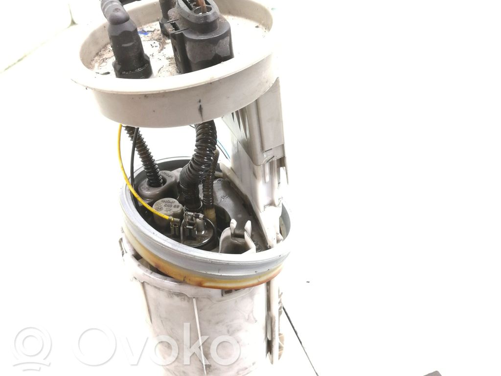 Volkswagen PASSAT B5.5 Pompa carburante immersa