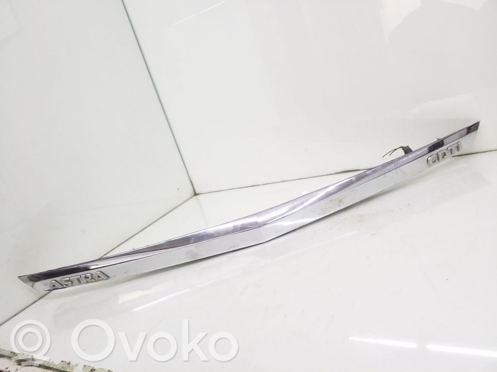 Opel Astra H Rivestimento portellone
