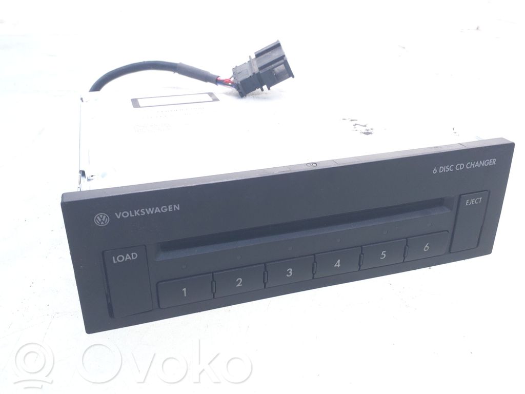 Volkswagen PASSAT B6 Caricatore CD/DVD 