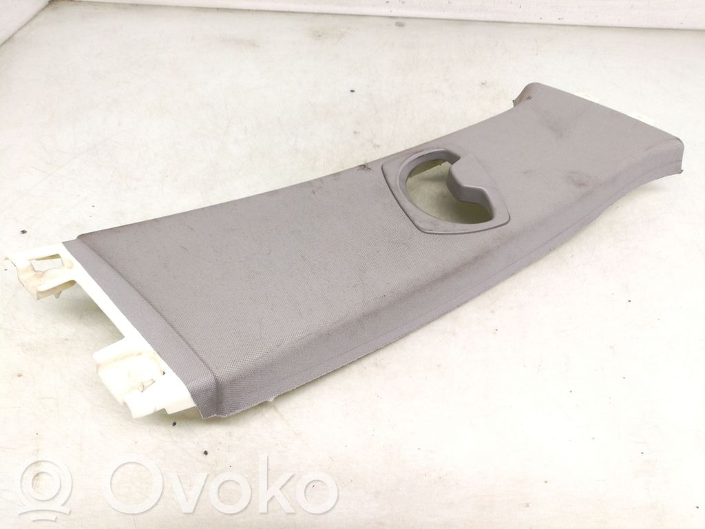 Verkleidung oben B-Säule   7058336
