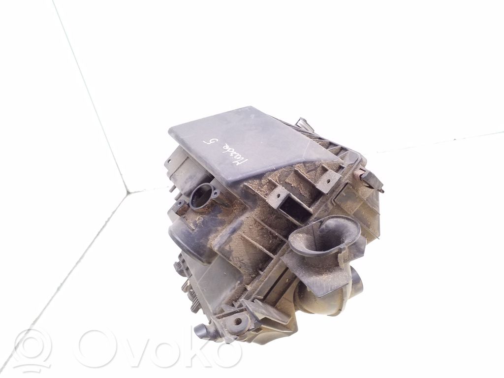 Mazda 5 Oro filtro dėžė 