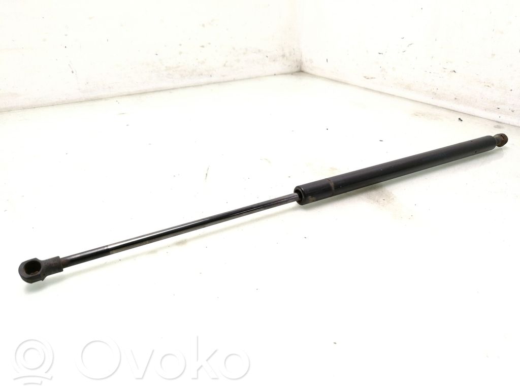 BMW 3 E46 Tailgate/trunk strut/damper 