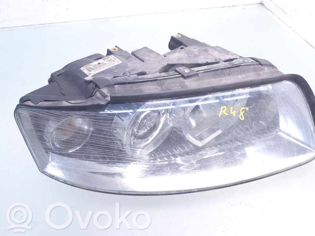 Audi A4 S4 B6 8E 8H Scheinwerfer 