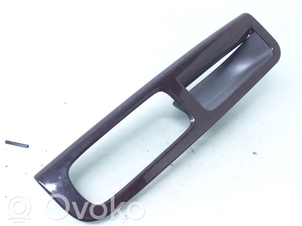 Volvo V50 Front door interior handle trim 