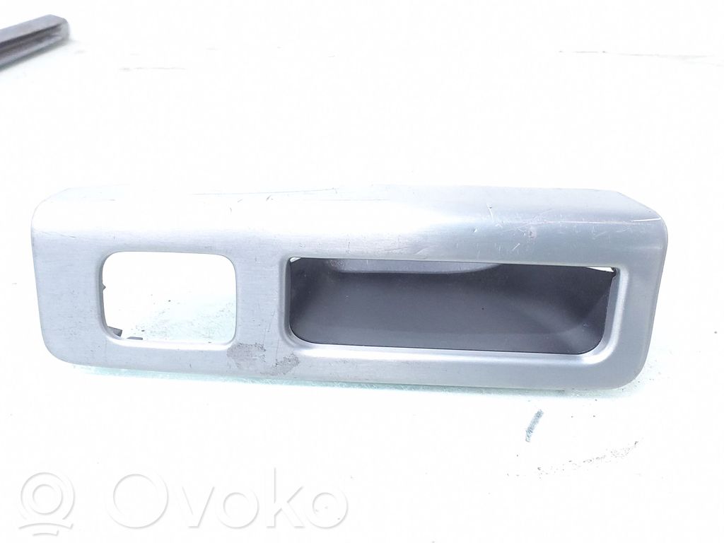 Volvo V50 Rivestimento per maniglia portiera posteriore 